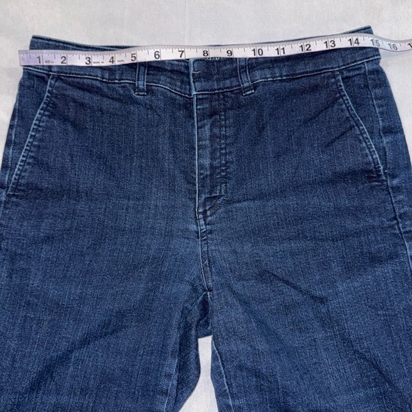 Ralph Lauren Blue Jean Shorts Tailored Fit Above Knee Women's Size 6 - Picture 3 of 13